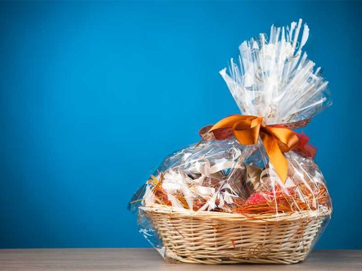 I’m trying to order a big amount of present baskets; does your organization cope with big company orders? 