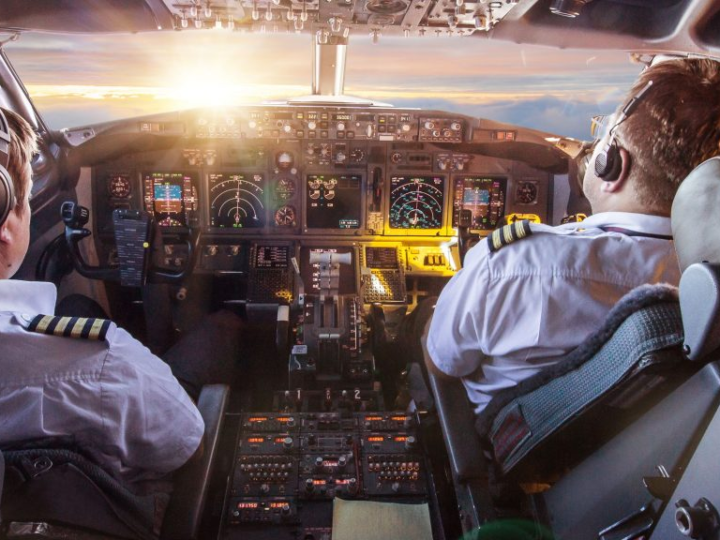 THE POSSIBILITY OF SUCCEEDING THROUGH ONLINE AVIATION