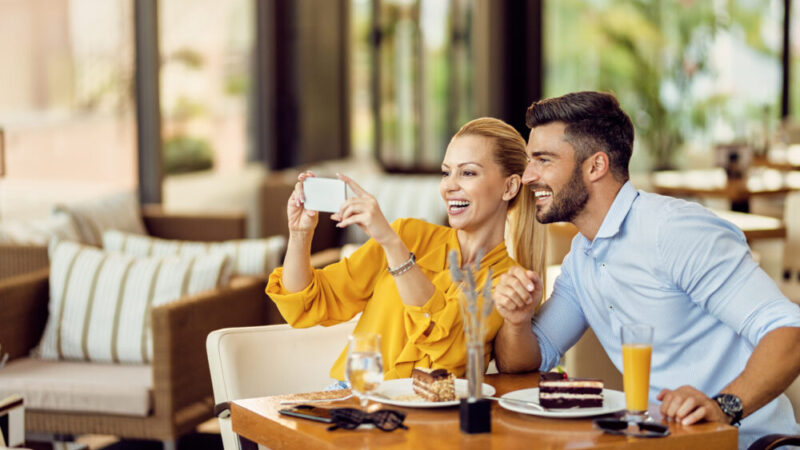 How can you watch the best free movies on HDPorn.Videos?