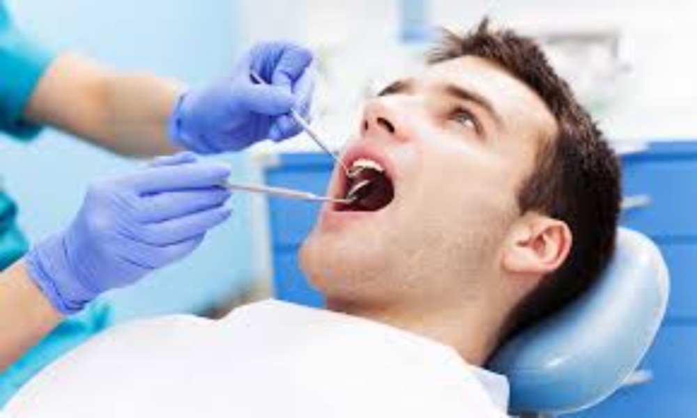 Professional Oral Examinations at Dental Clinic in Anchorage Prevent Serious Dental Complications