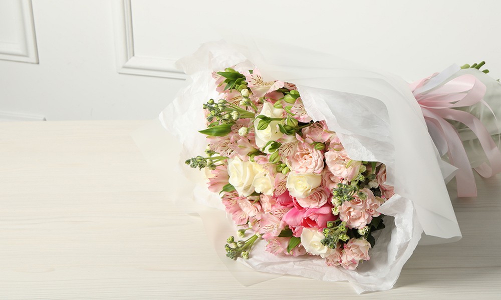 4 Bouquet Wrapping Styles for ROM Ceremonies