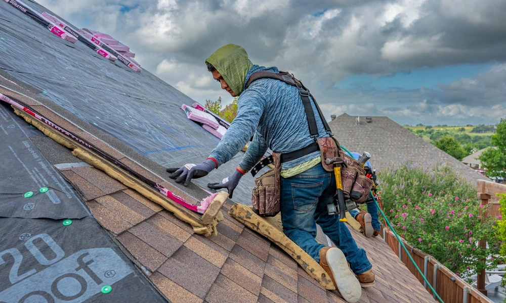 What a Roofing Crew Wishes You Knew Before Replacement Day